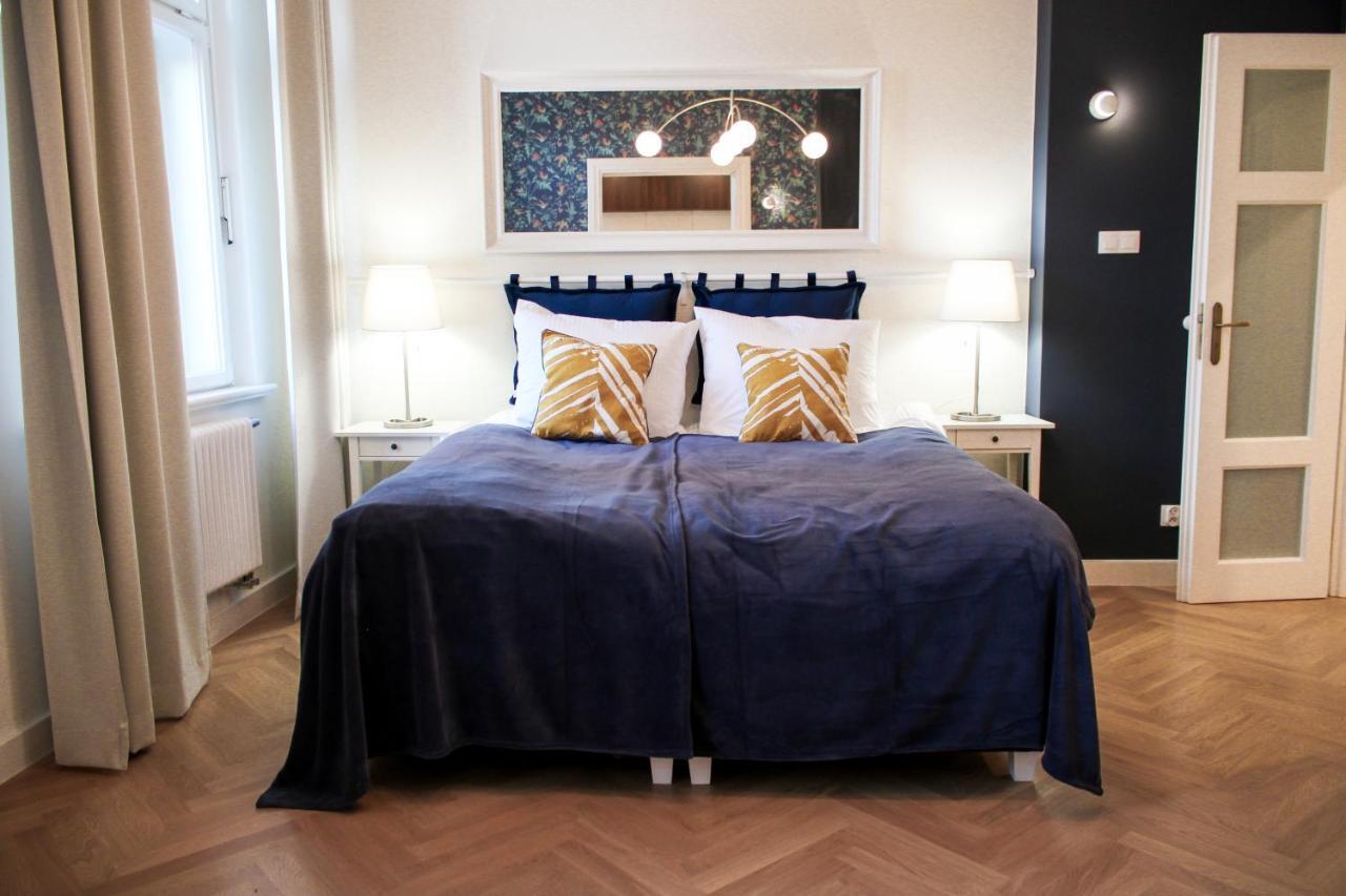 Dominican Square By Hashtag Apartments Krakau Exterior foto